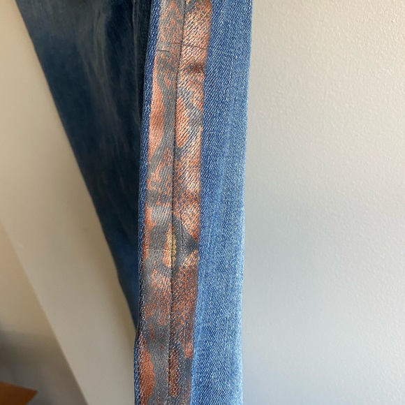 Joe’s Jeans “The Charlie” High Rise Skinny Ankle - Picture 5 of 7